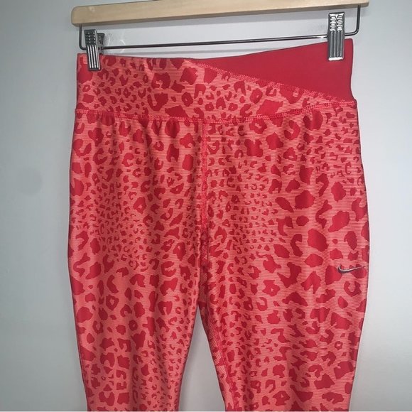Nike Running Leggings  Women’s Size Small Red Pink Animal Print Cropped - Picture 3 of 9